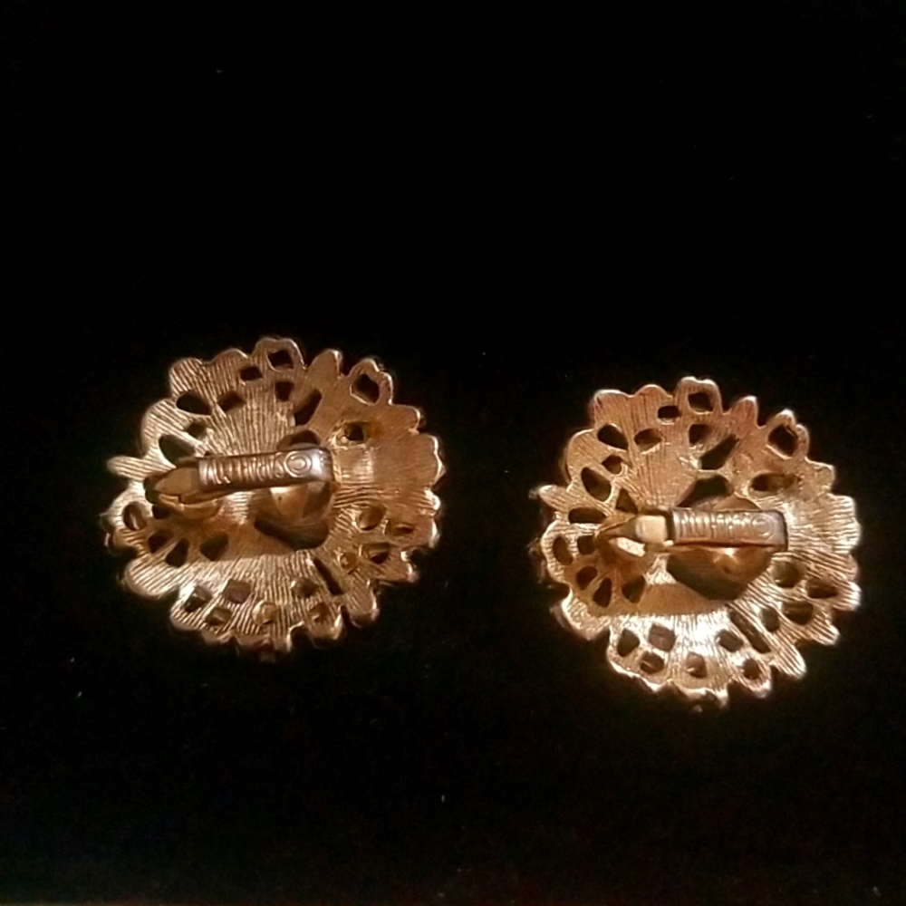 Vintage Sarah Coventry "Fashion Splendor" Clip-On Earrings - Picture 5 of 5